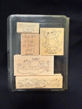Frogs!  Stampin Up. So cute!  Frogs with eyelashes!  Set of 5